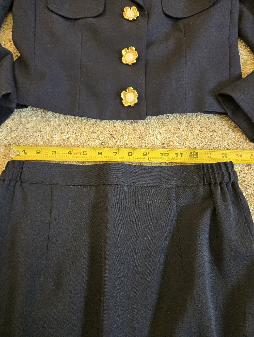 Vintage Amoretti 2 Piece Navy Skirt Suit Set Gold Floral Buttons Women's Size 4 - Picture 9 of 11